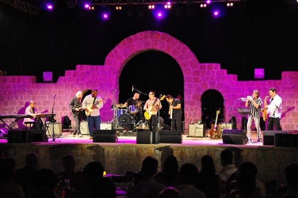 California All Star Blues Band at Zouk Mikael